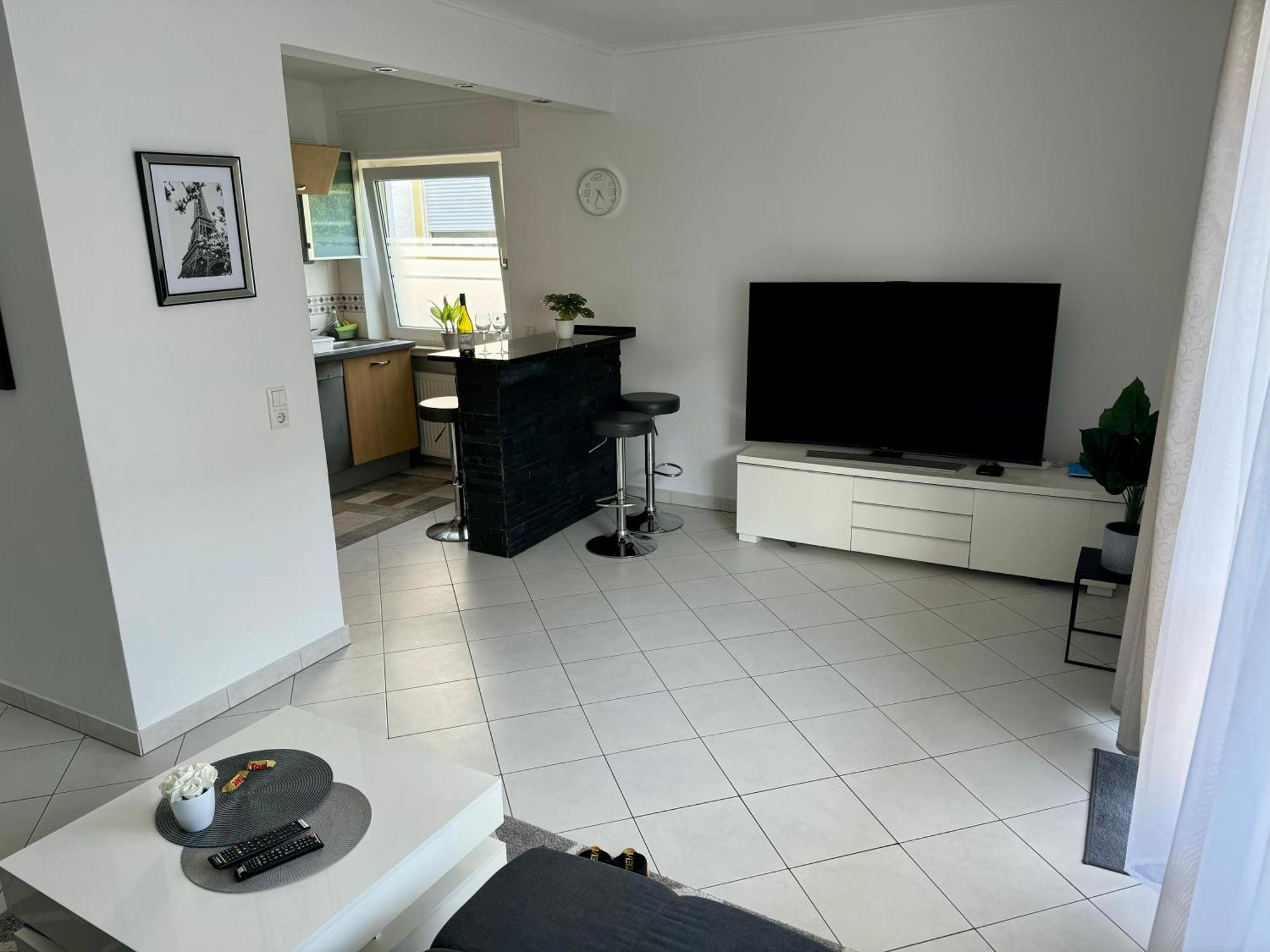 Traumhafte Kurstadt Apartment Moderne 2Zkb Balkon Pkw Stellplatz باد نوهايم المظهر الخارجي الصورة